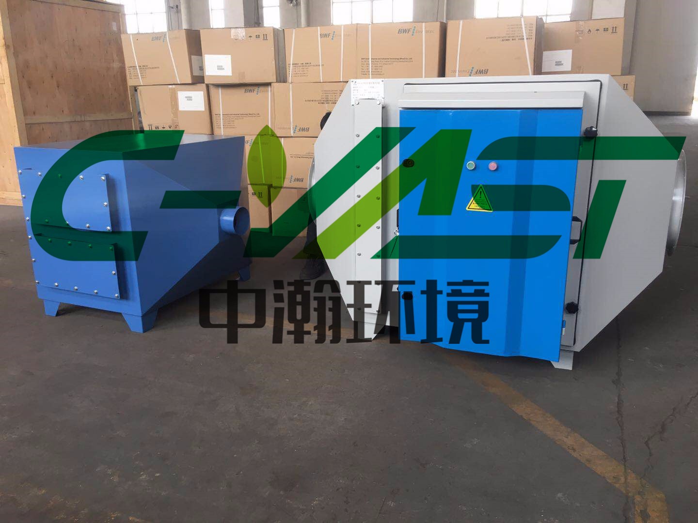 山東某噴涂車間定制UV光解+活性炭設(shè)備發(fā)貨